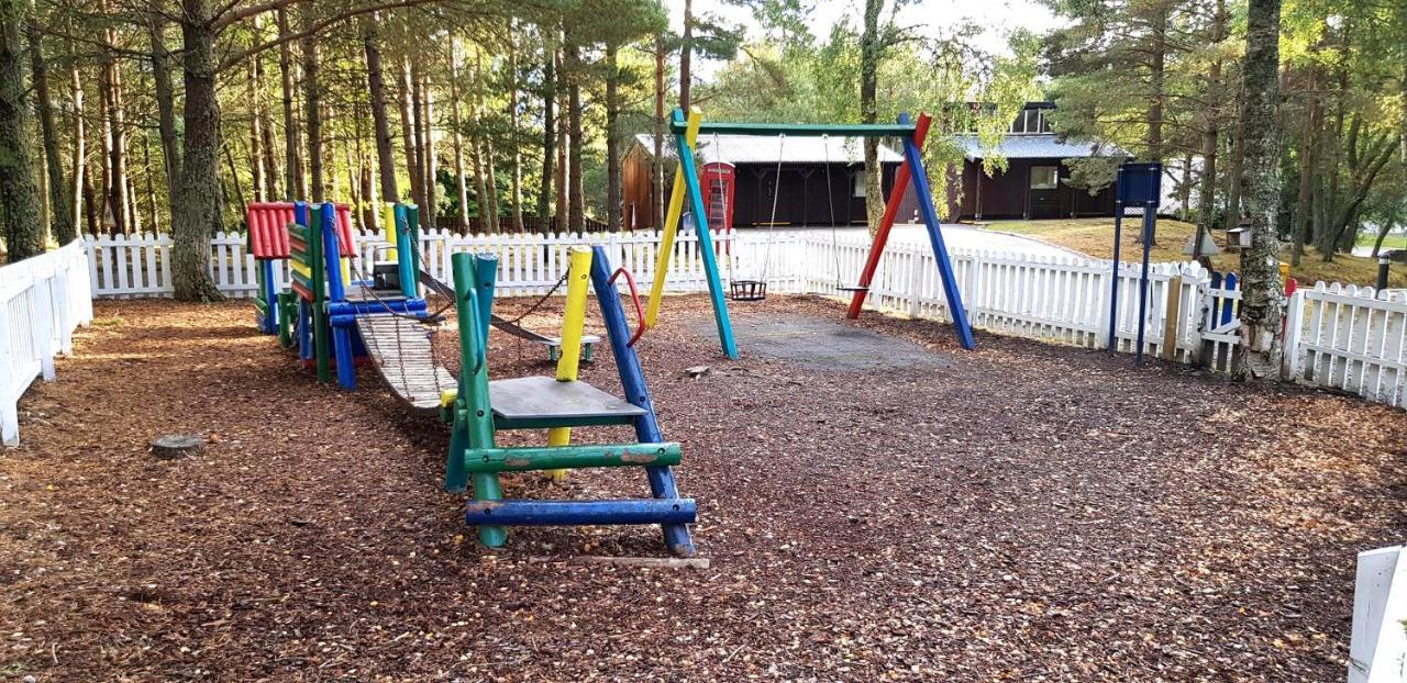 קרברידג' Macdonald Lochanhully Resort מראה חיצוני תמונה